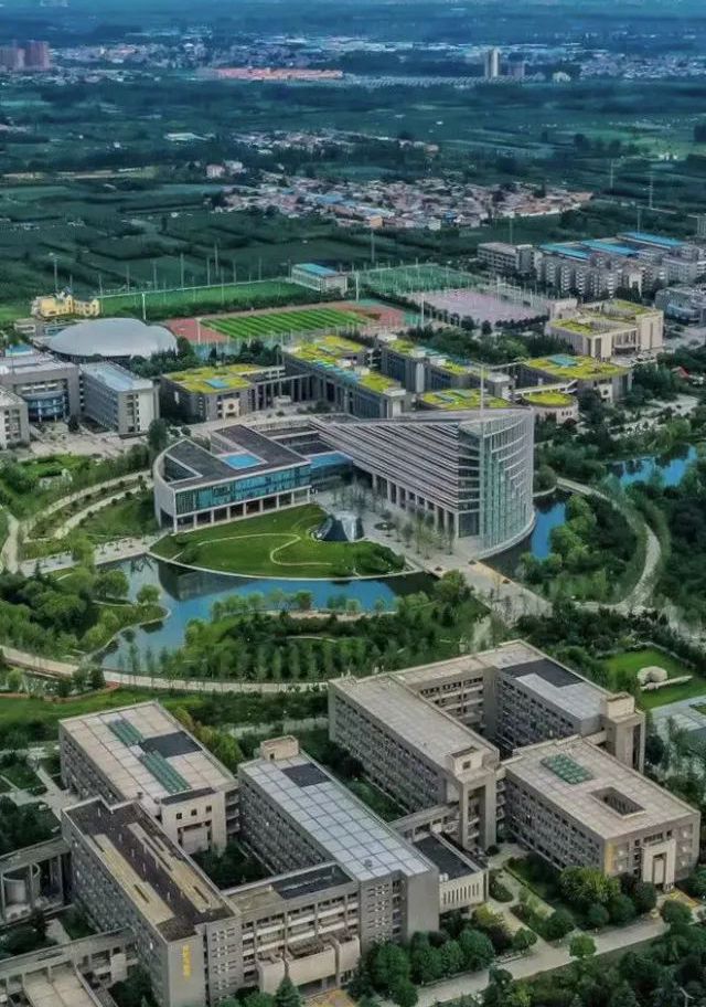 航拍西北工业大学长安校区 有亚洲最大水上图书馆
