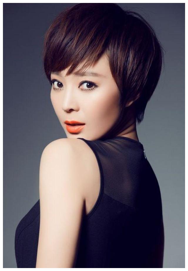 刘希媛出生于黑龙江佳木斯,中国内地女演员.