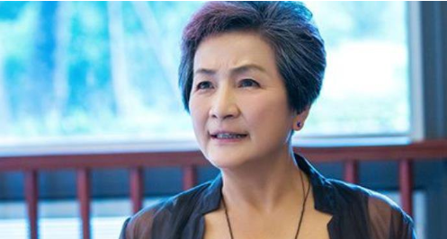 郑佩佩有几个孩子 在事业巅峰与原文通结婚退圈20年复出