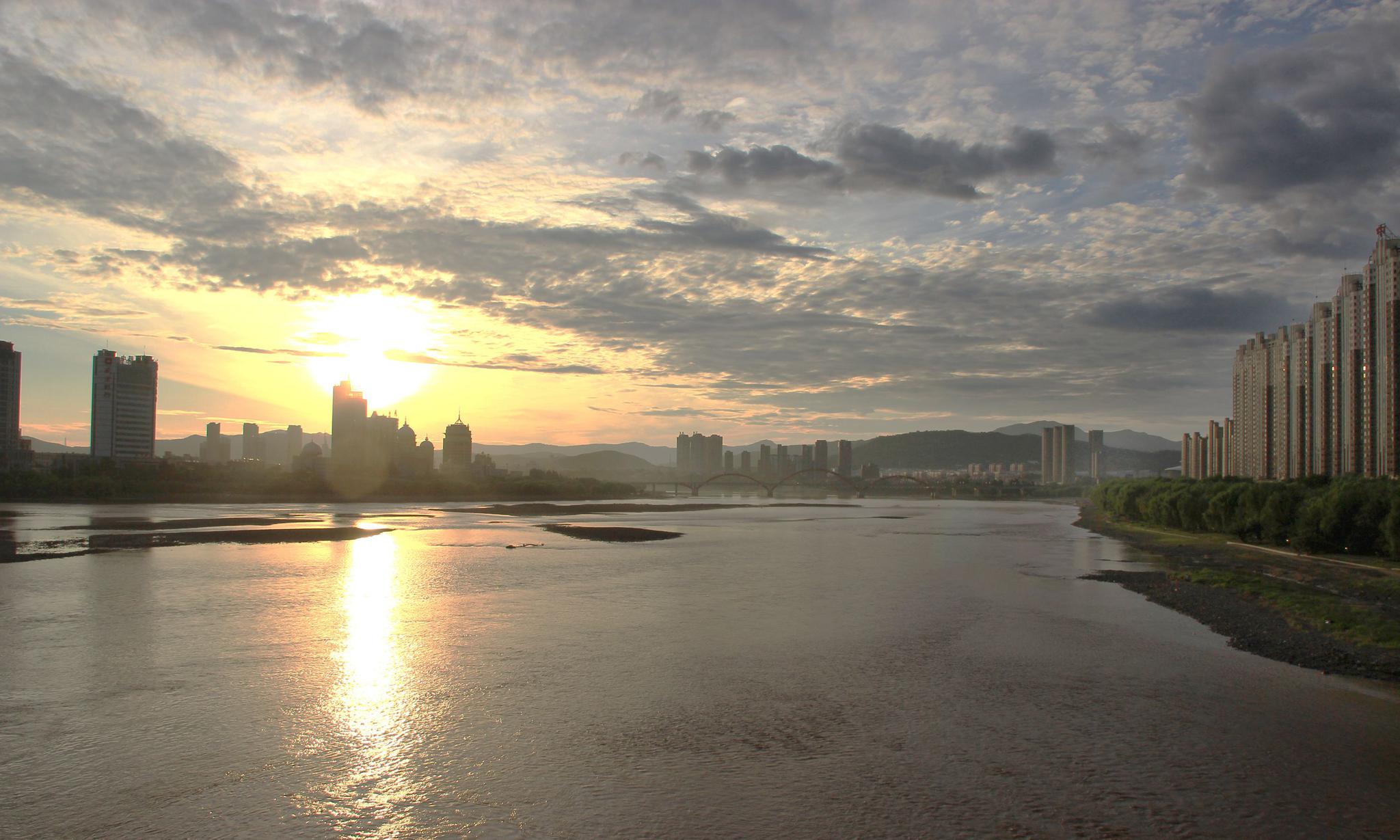 吉林市松花江江边晨拍