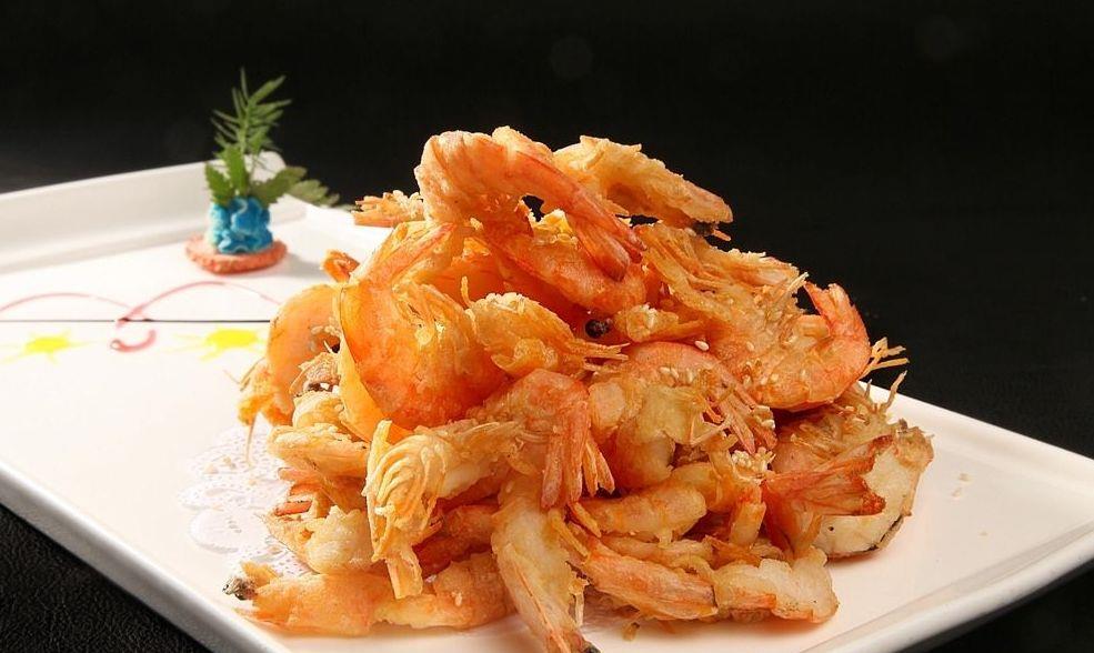 椒盐脆皮虾:酥脆美味,制作简单,孩子们都抢着要吃