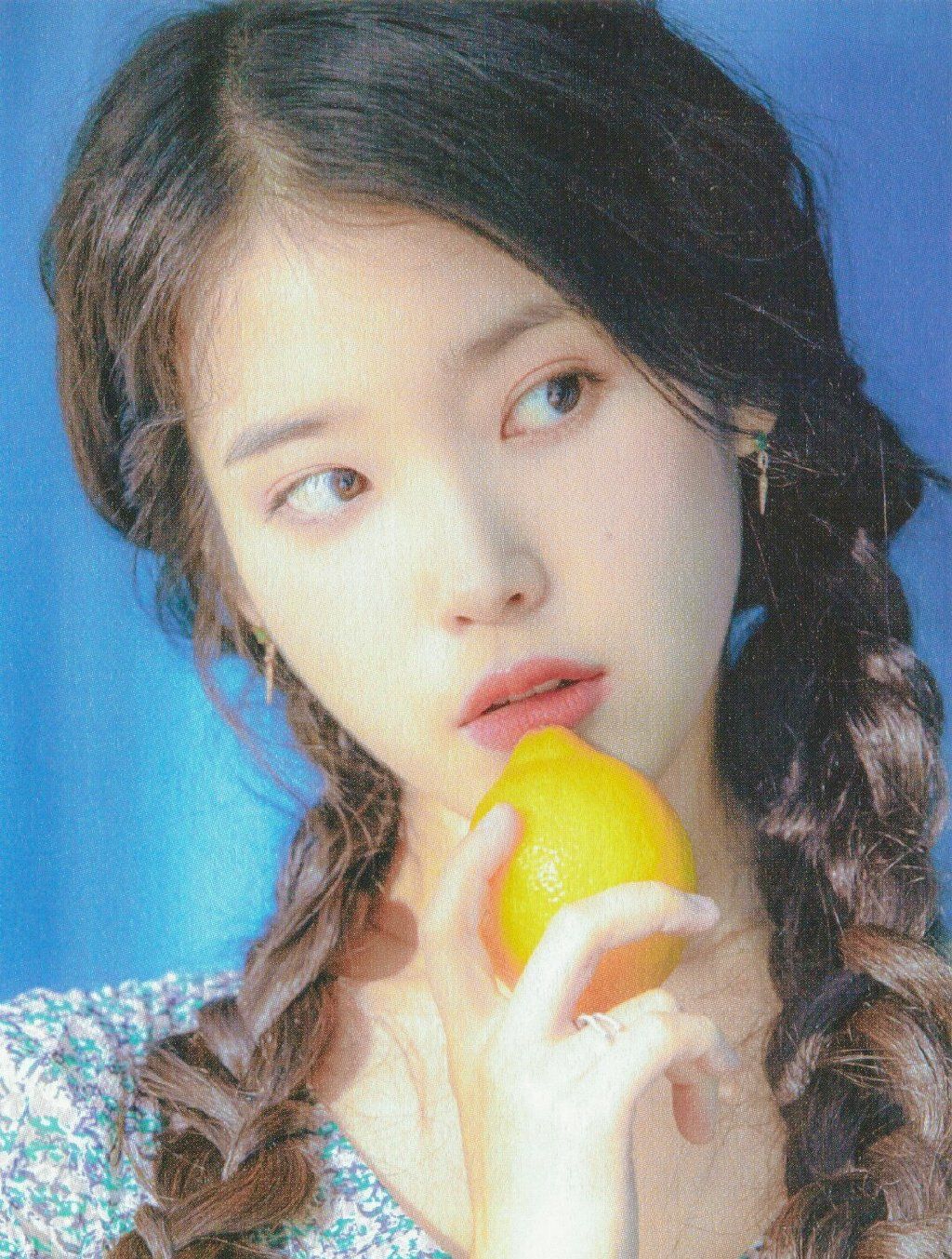 iu李知恩甜美组图,每一个眼神都流露着清甜的少女气息