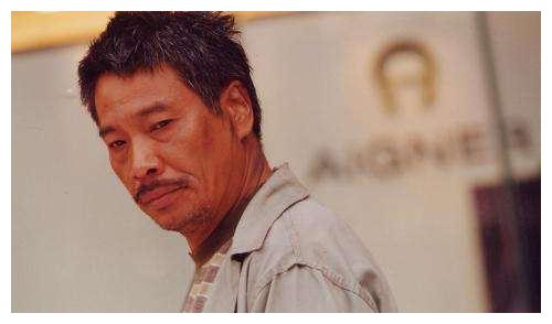 赵薇拍少林足球时不愿剃光头周星驰巧改台词顿时成经典