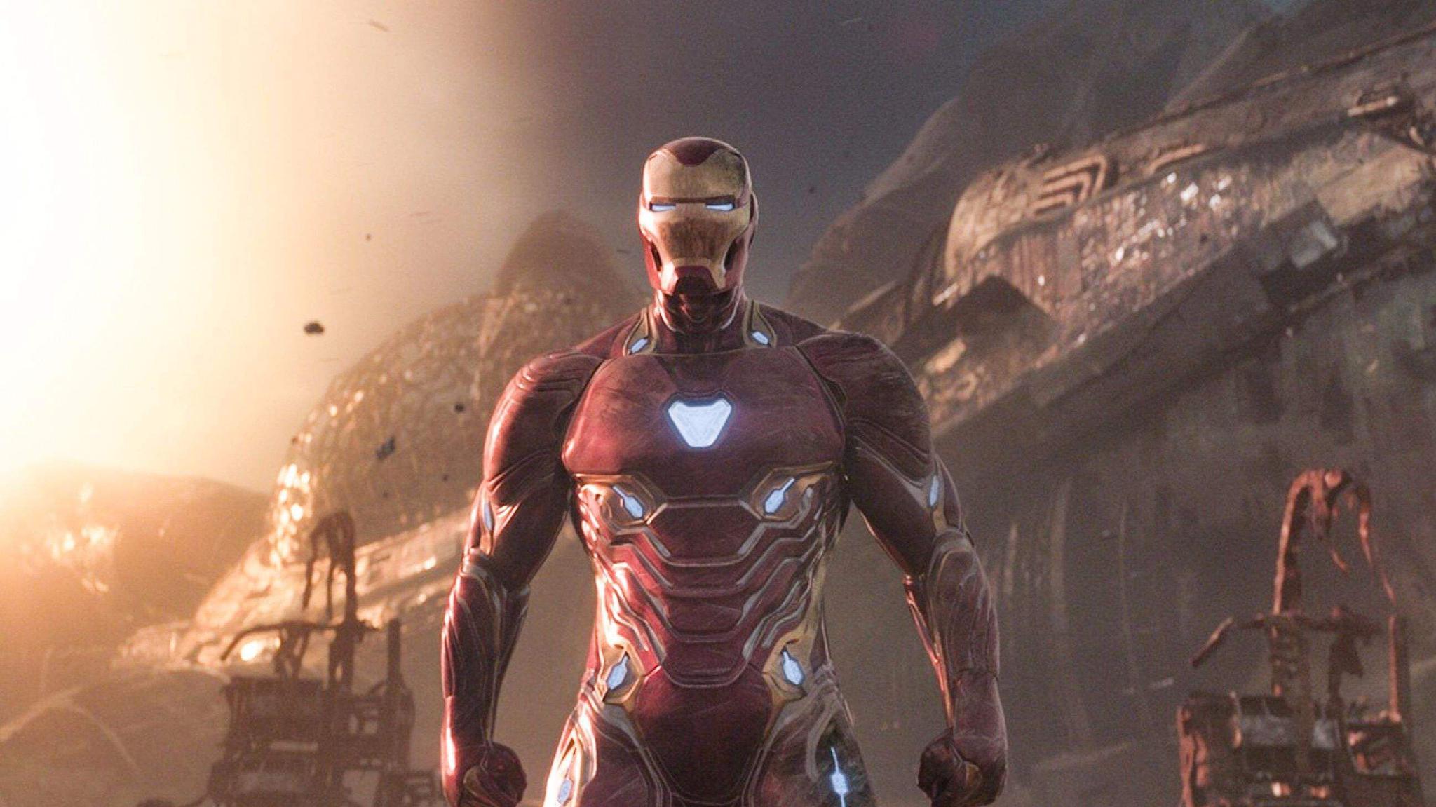 毁灭者,是奥丁锻造的一款超级武器 ,漫画里为了对抗天神组的神级装甲