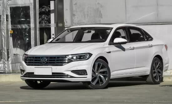 合资a级车之王大众速腾大空间低油耗很适合家用