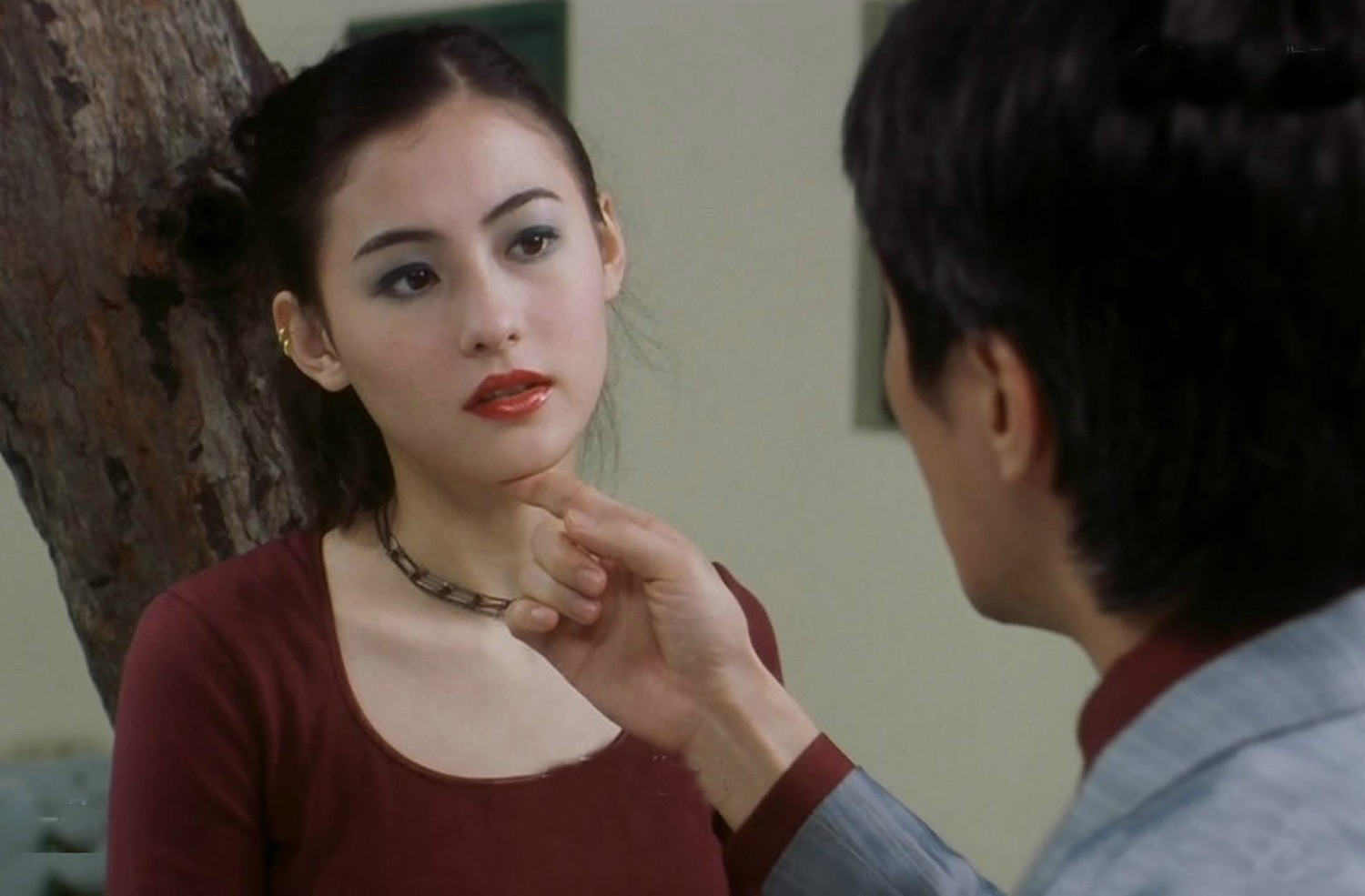 嗟叹!再次同框,尹天仇已白发苍苍而柳飘飘依旧少女范儿