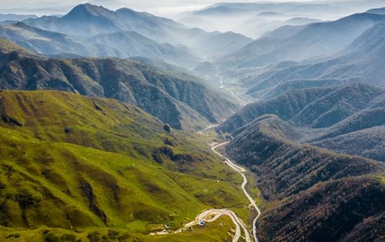 这些重量级的山脉才会有机会被成为分水岭