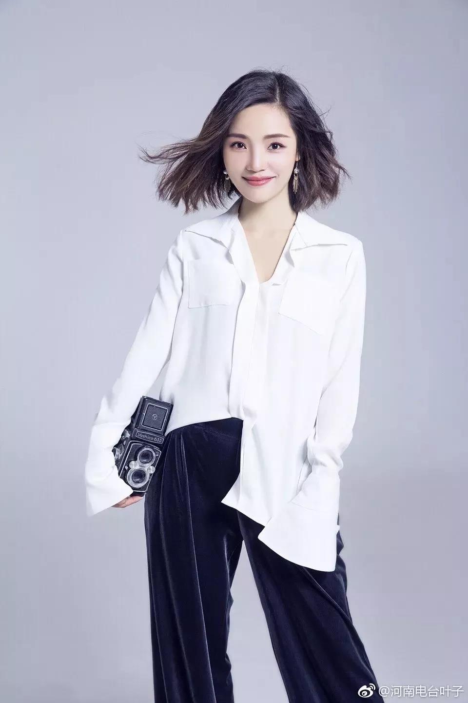 郑州地铁女神身价上亿的企业家集体点赞一盘麻辣酸菜鱼