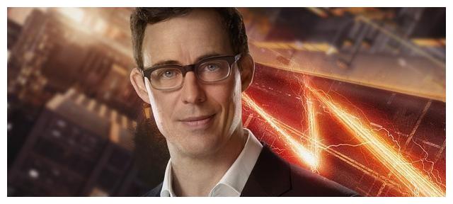 《闪电侠》第六季出现两个威尔斯,威尔斯委员会将回归?