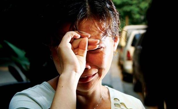 青春期女孩子宫停止发育,妈妈后悔不已,当初阻止她任性就好了