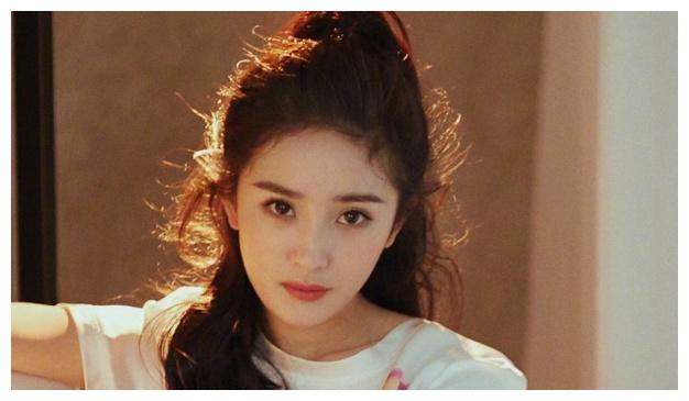 颜值不输杨幂,职业令人羡慕,被赞长得干净|杨幂|刘璀翎|姑姑_新浪网