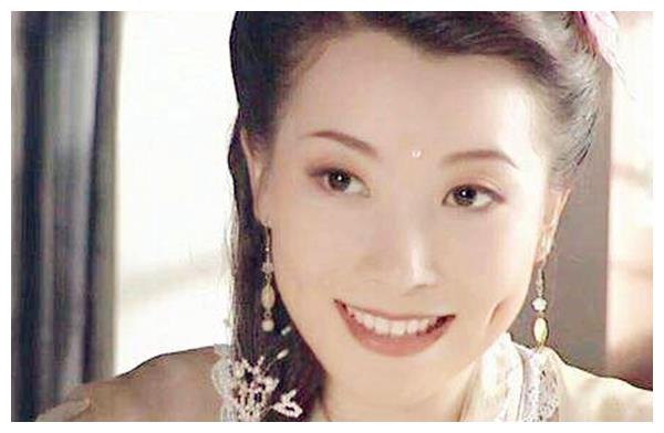 武林外史朱七七7个造型美到爆炸颜值不输当时的王艳