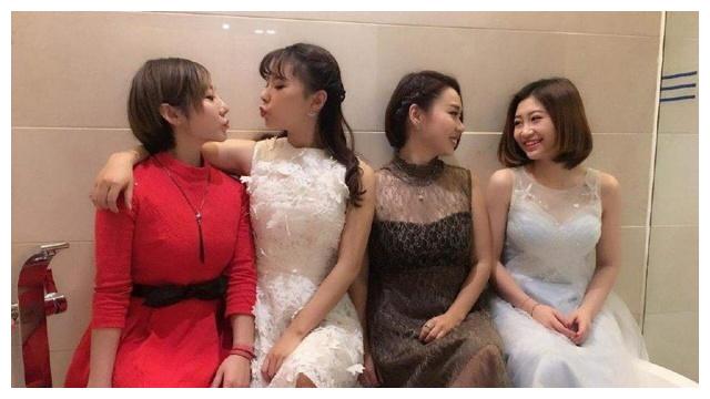 她是何可欣,被誉为体操精灵,如今是大学老师,拥