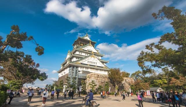 日本大阪網紅景點,被十幾個車站包圍,主體建築並不是古蹟!