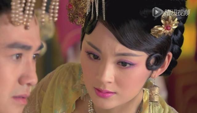 毛林林饰演一代妖后冯小怜用了9个扮相我独爱她的死亡装束