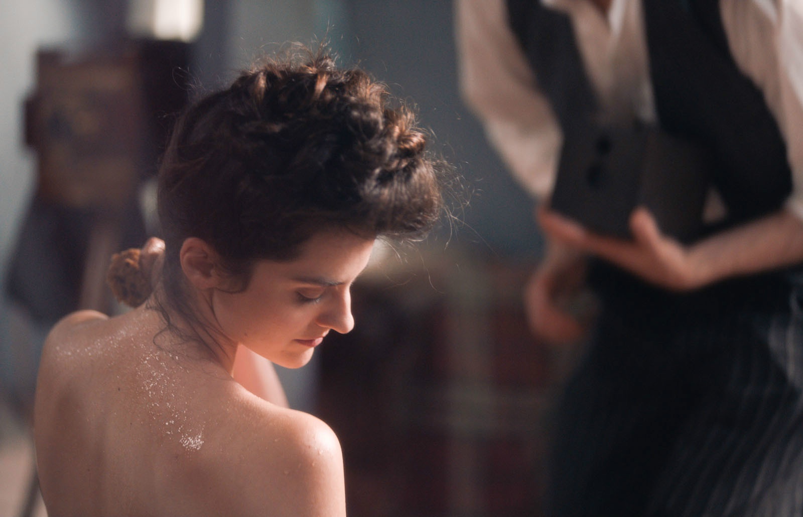 诺米·梅兰特的《珍品》,是法版的《廊桥遗梦》,浪漫主义的终结|廊桥