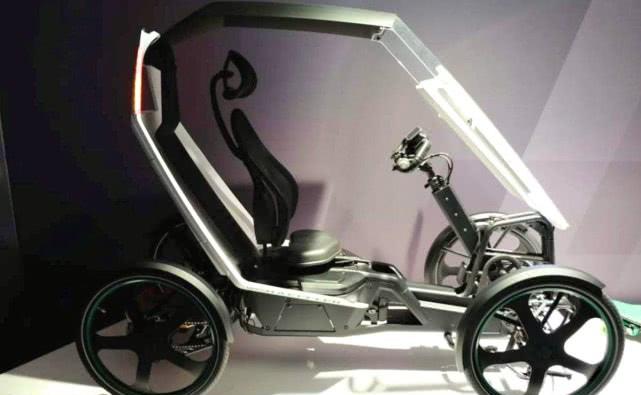 新型人力四轮自行车,每小时行驶40千米,自带雨棚不怕风雨!-新浪汽车