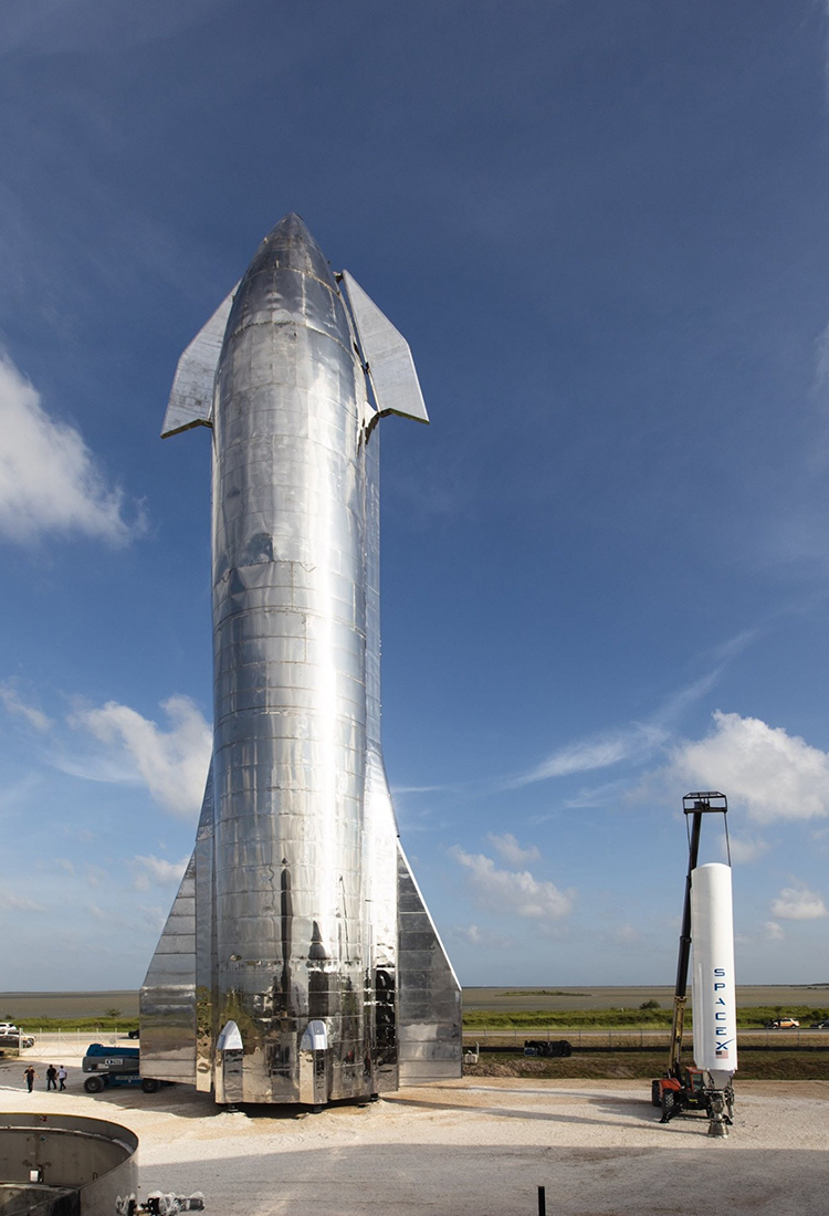 spacex首艘载客太空船曝光,马斯克:6个月上地球轨道_高清图集_新浪网