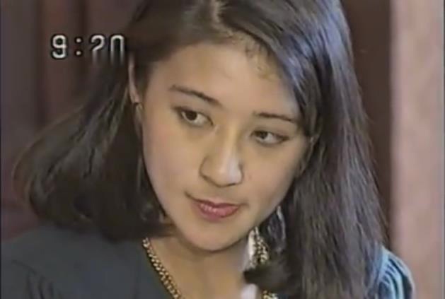雅子妃给日本首相当翻译,结婚前的小和田雅子像日剧女主角!