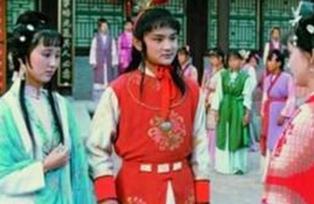 《红楼梦》里为什么只有袭人和莺儿会打络子?|莺儿|络子|结子_新浪新闻