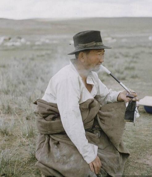 50年代外蒙古完全没有中国印记只有套马杆的汉子