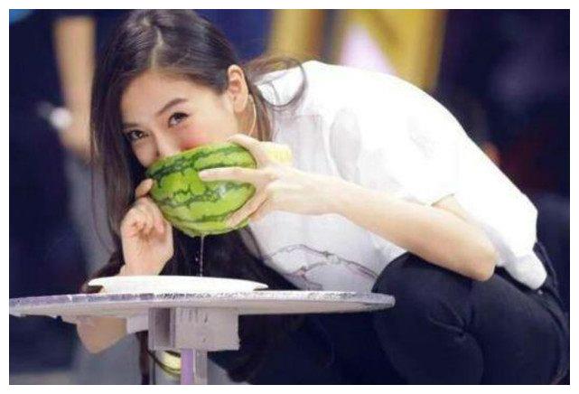 夏日吃西瓜,贾玲冠军,杨颖流口水,孙俪学邓超,网友:黄渤最甜