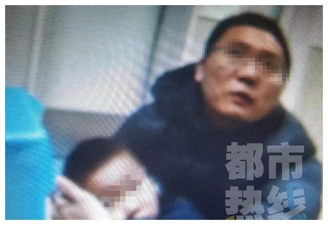 西安5岁男童三轮车上摔下致颅内出血 交警紧急送医休闲区蓝鸢梦想 - Www.slyday.coM