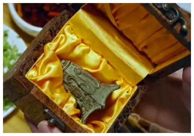 秦岭神树看懂了吗六角铃铛青铜树其实都是吴邪的幻觉