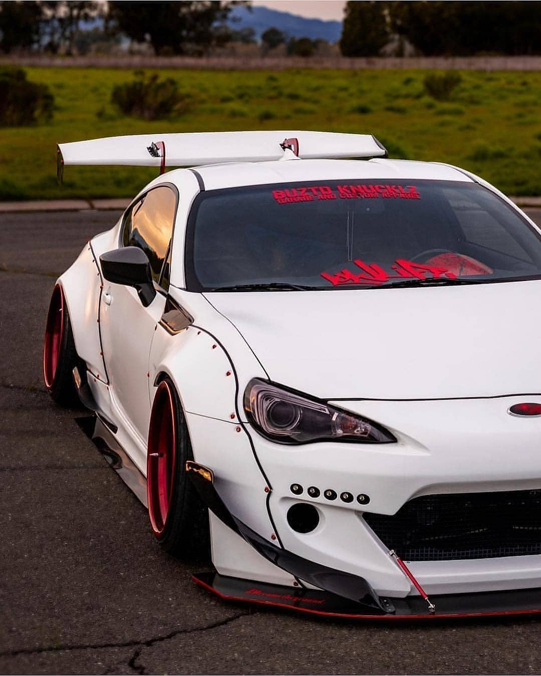 这辆丰田gt86的改装风格十分另类!