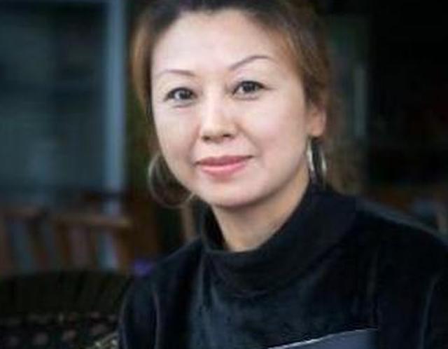 值得欣慰的是,由于对舞蹈的喜爱,吕海玉后来还是离开了机械厂继续从事