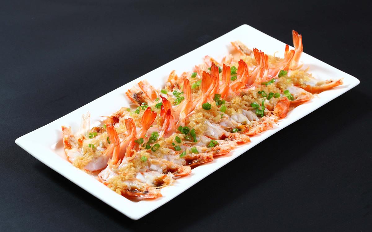 大虾的高大尚做法:蒜蓉开边虾,看着就有食欲,味道更是一绝!