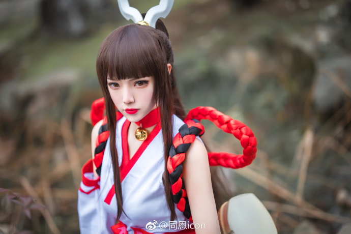 王者荣耀:伽罗cos,恕我直言,这个伽罗的腿有点短