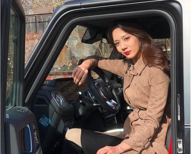 非诚勿扰杨若男忠实粉丝已上线女神这是要被牵走的节奏