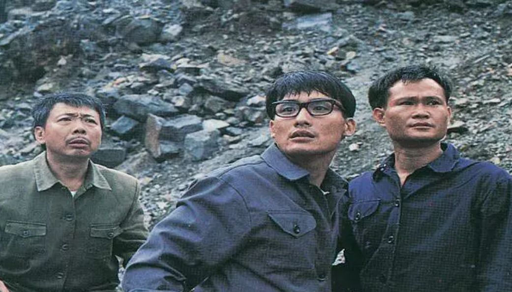 "金牌龙套"午马生前罕见照:年轻时眉清目秀,被称为电影老兵