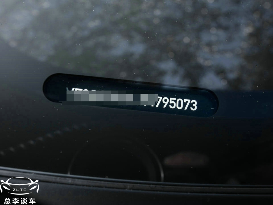 王思聪家里那么有钱，为什么花“高价”拍一辆二手车？