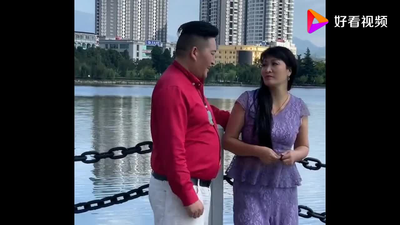 云南山歌对唱山歌歌王毛家超演绎《镜水惹人醉》太逗了