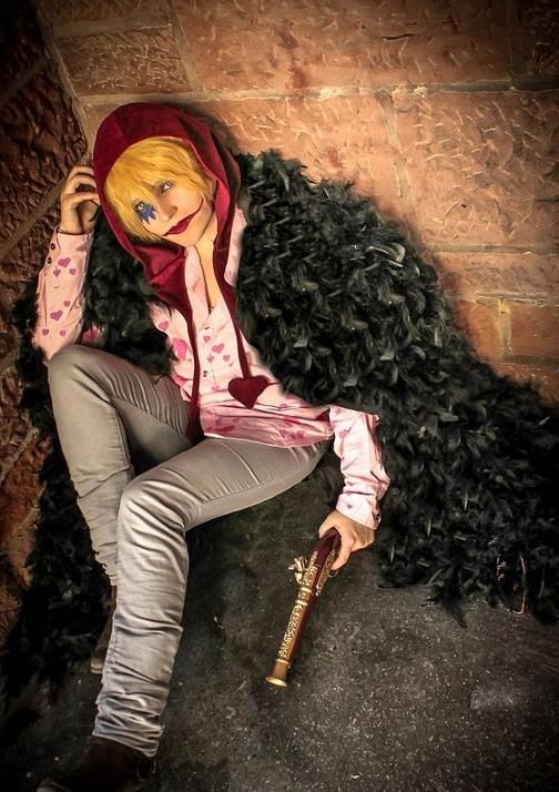 图片中还原的角色是柯拉松,红色的小帽子经常戴着,然后嘴巴的装扮很