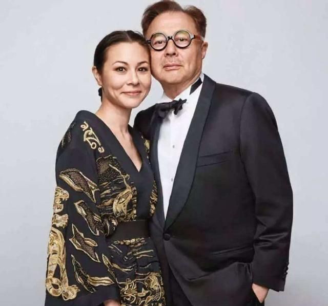 日美混血儿周天娜患上艾滋病且公开的明星晚年做法获网友称赞