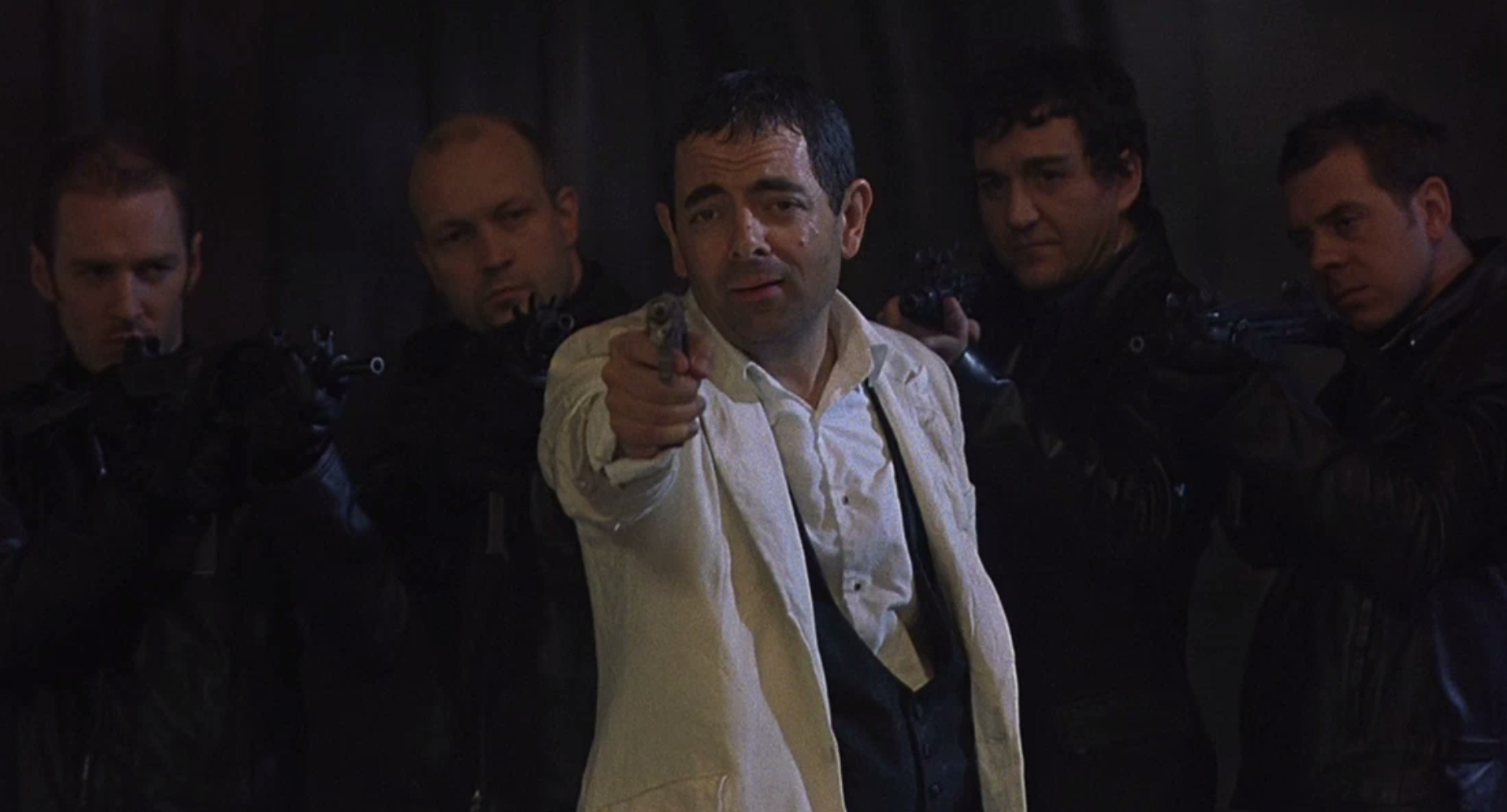 《憨豆特工1》:憨豆先生当上特工,但总在关键时刻掉链子!