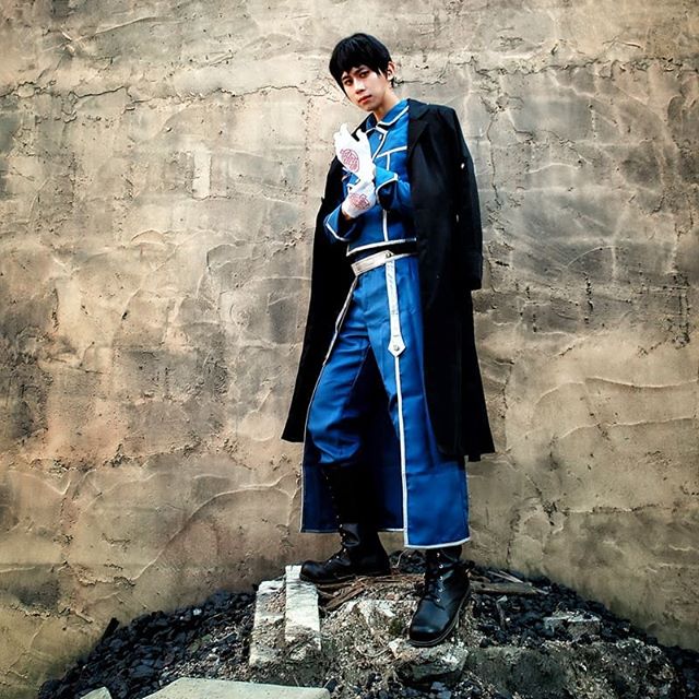 焰之炼金术师罗伊马斯坦cos上校现在是雨天真的没问题吗