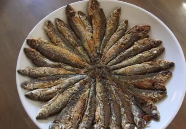 这种淡水鱼是云南特有,体重不超过1斤但卖出黄金价,你们吃过吗