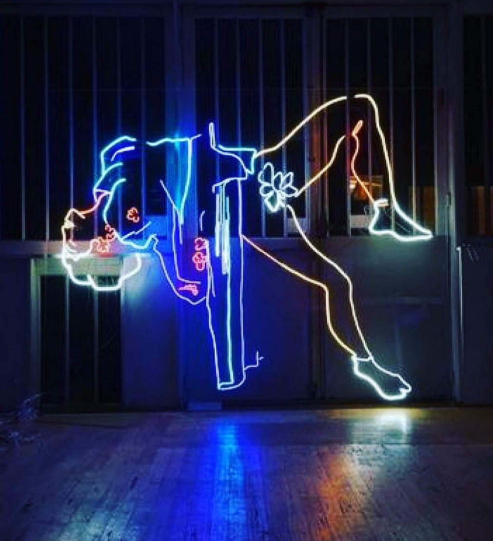 美国艺术家nauman的抽象主义