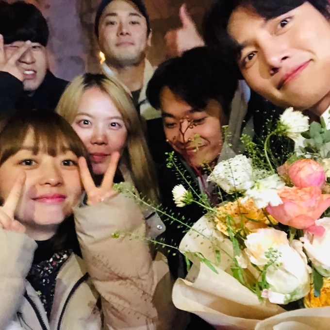 池昌旭无论怎样的身姿都闪耀的视觉 摄影结束大家辛苦了