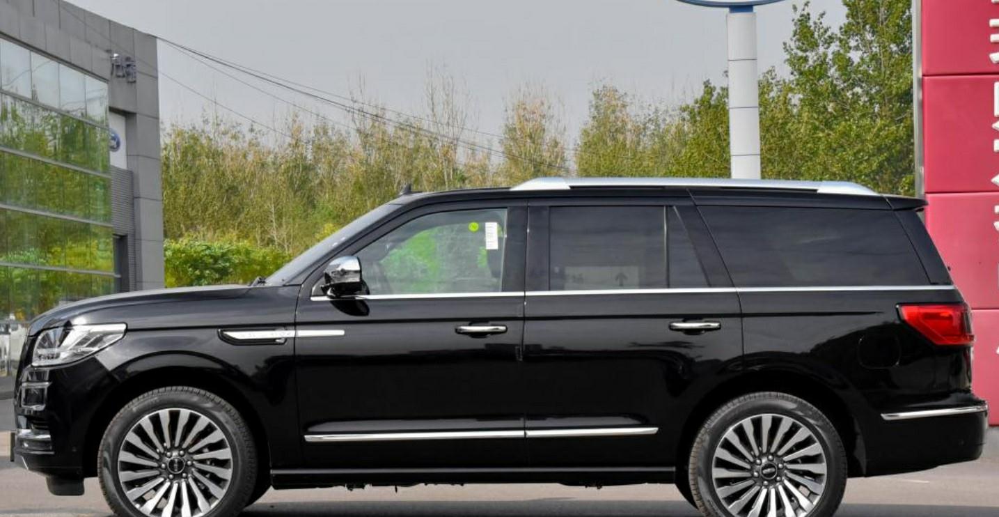 个头大又豪华,来看看这款100万起的全尺寸suv林肯领航员吧