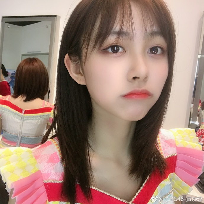偶像女团ckg48黄琬璎自拍美照欣赏_高清图集_新浪网