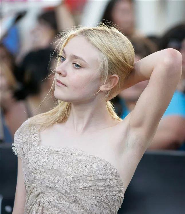 中国唯一白色人种不与外族通婚美女如云比乌克兰美女更漂亮