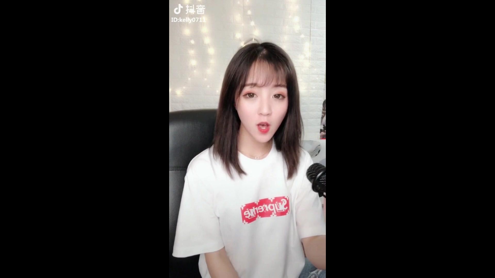 莉哥仍不死心想复出被网友怒怼