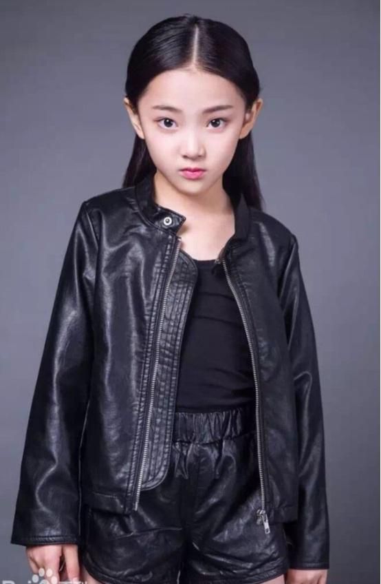 十岁演白娘子,十一岁再演貂蝉,十三岁陶奕希更火了!