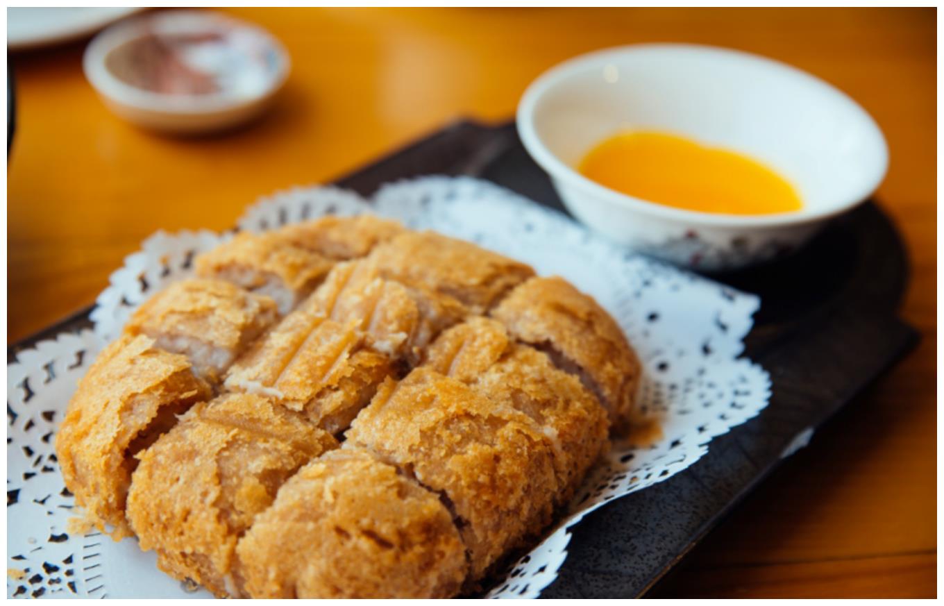 接着还要推荐他们的香酥芋泥鸭,这道菜是80年代老厦门绿岛大酒楼的