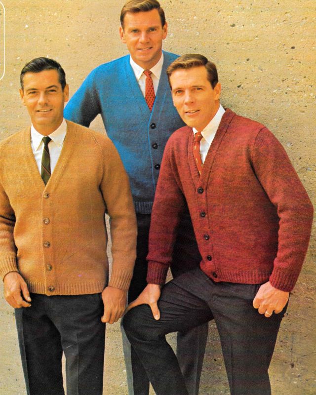 老照片六十年代时装杂志里的男士毛衣